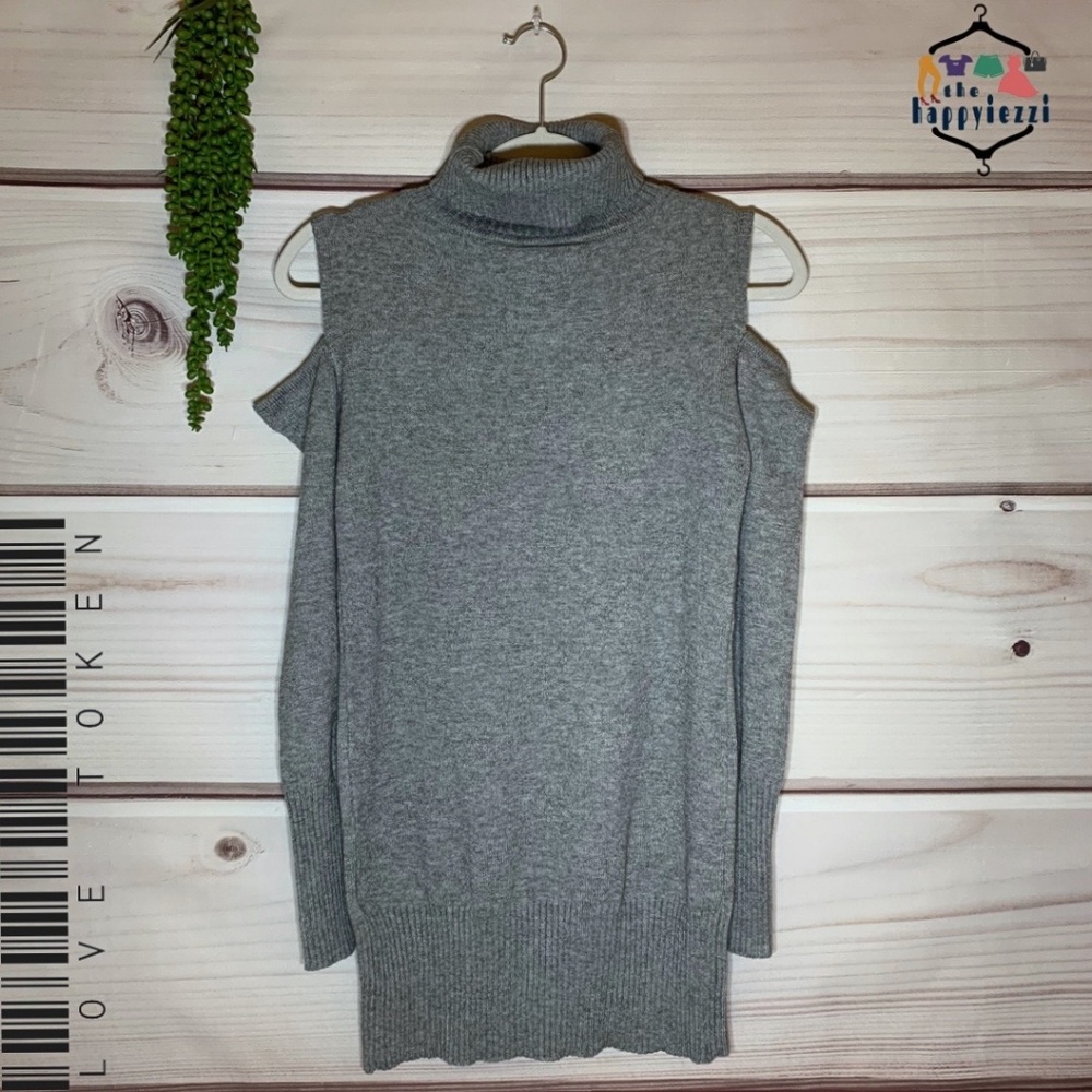 Nordstrom LOVE TOKEN Grey Cold Shoulder Sweater S